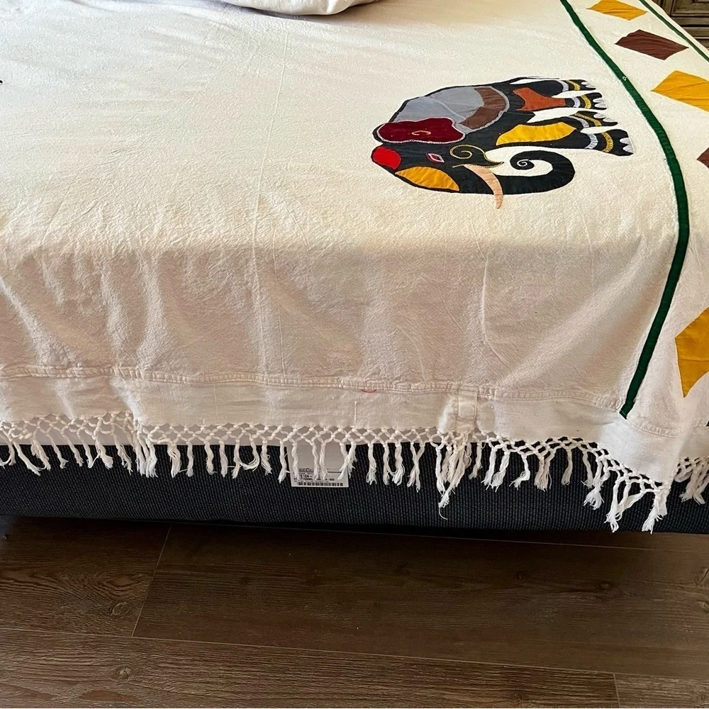 Elephant Print Bedspread with Matching Pillow Covers